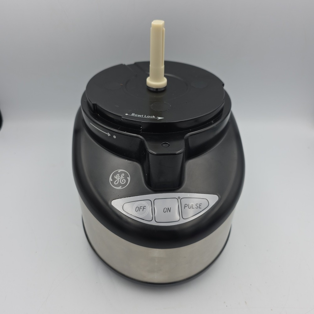 BLACK and DECKER 168956 11-Cup Food Processor Base Only Excellent Condition